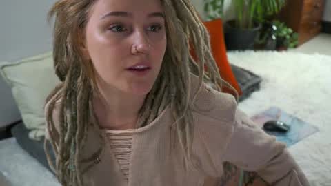 RHEA  pronanciation like Reya   online show from 12-24-24, 07:39