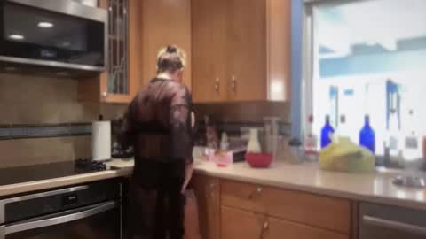 Snapshot of tastycupcake69 chatting on 11-27-25, 01:46 veronicabrian online show from 11-27-25, 01:46