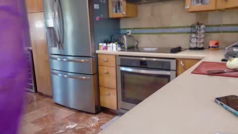 Snapshot of tastycupcake69 chatting on 03-04-26, 06:36 veronicabrian online show from 03-04-26, 06:36