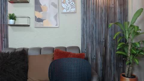 Melisa  online show from 10-12-25, 02:10