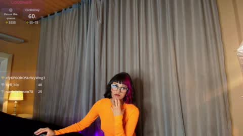 Snapshot of tati_cardenas chatting on 03-07-25, 10:13 AME online show from 03-07-25, 10:13