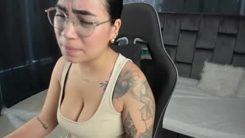 Tatiana online show from 11-25-25, 07:36