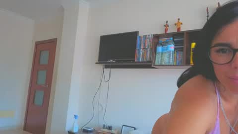 Snapshot of tatiana2224 chatting on 07-26-26, 07:59 tatiana2224 online show from 07-26-26, 07:59