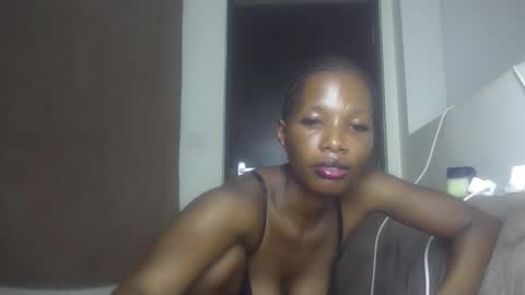 Snapshot of tatiana_254 chatting on 02-18-26, 11:33 tatiana_254 online show from 02-18-26, 11:33
