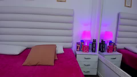 tatiana_arboleda online show from 12-05-25, 03:37