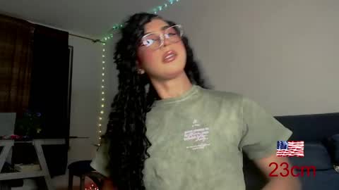 Snapshot of tatiana_hunter chatting on 05-09-26, 07:35 tatiana_hunter online show from 05-09-26, 07:35