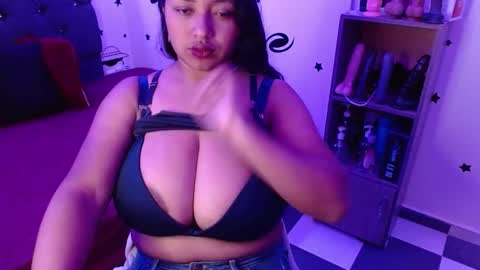 tatiana online show from 01-14-25, 02:40