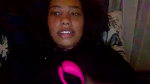 Snapshot of tatiannatease chatting on 12-25-24, 02:25 Tatianna Marie online show from 12-25-24, 02:25