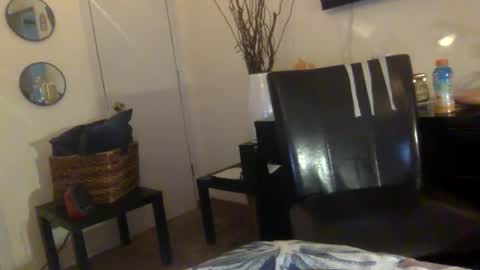 Snapshot of tatiannatease chatting on 01-10-25, 10:17 Tatianna Marie online show from 01-10-25, 10:17