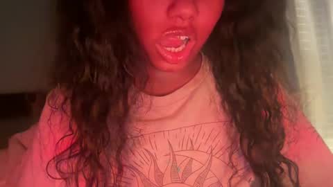 Snapshot of tatiannatease chatting on 01-19-25, 12:17 Tatianna Marie online show from 01-19-25, 12:17