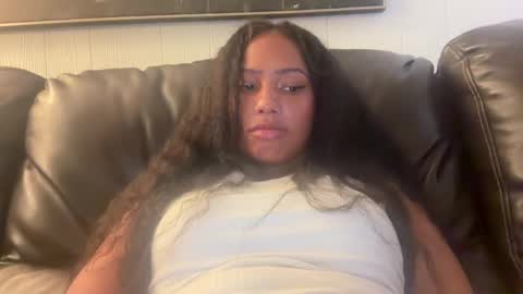 Snapshot of tatiannatease chatting on 10-07-25, 10:07 Tatianna Marie online show from 10-07-25, 10:07