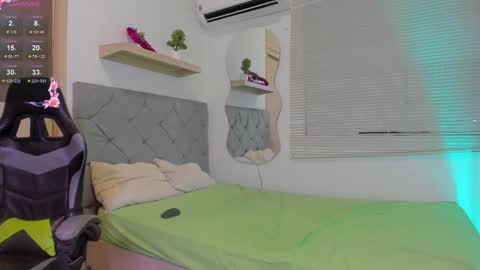 Snapshot of tatiis_hot chatting on 12-05-24, 06:32 Tatiana online show from 12-05-24, 06:32