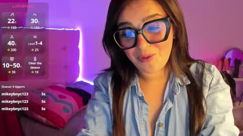 Tatiss online show from 11-16-25, 02:39