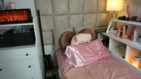 tatjana_official online show from 02-09-25, 07:16