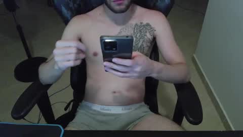 Lucas online show from 03-11-25, 10:42