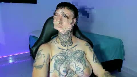 Snapshot of tatoo_girl chatting on 02-07-25, 12:09 jess online show from 02-07-25, 12:09