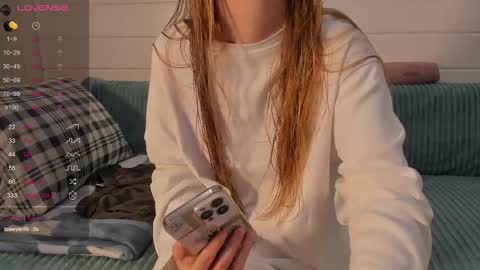 Snapshot of tatoohagirl chatting on 11-09-25, 01:42 Your Kris My lovense wishlist ty so much online show from 11-09-25, 01:42