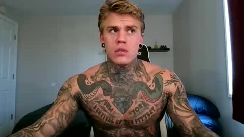 Snapshot of tatteddaddy9000 chatting on 09-22-25, 01:57 D-Man online show from 09-22-25, 01:57