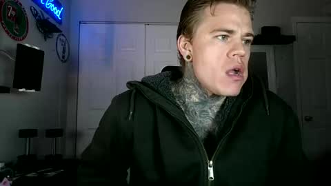 Snapshot of tatteddaddy9000 chatting on 10-07-25, 10:23 D-Man online show from 10-07-25, 10:23