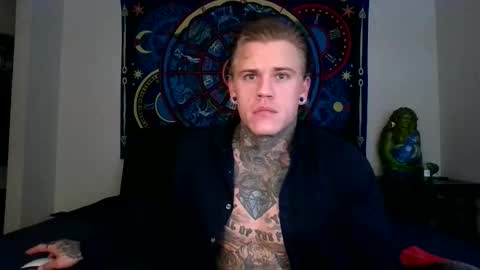 Snapshot of tatteddaddy9000 chatting on 11-17-25, 02:50 D-Man online show from 11-17-25, 02:50