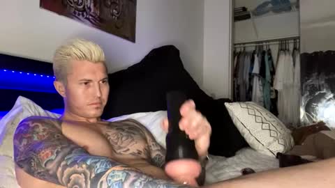 Snapshot of tattednblonde chatting on 01-07-25, 04:59 tattednblonde online show from 01-07-25, 04:59