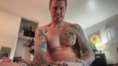 Snapshot of tattednblonde chatting on 05-27-26, 01:41 tattednblonde online show from 05-27-26, 01:41