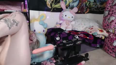 TattedThickandPretty online show from 01-02-25, 09:00