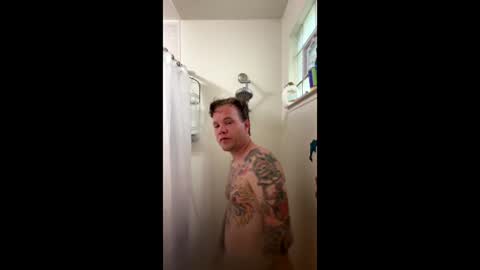 Snapshot of tattedupboyfun chatting on 06-03-26, 03:06 tattedupboyfun online show from 06-03-26, 03:06