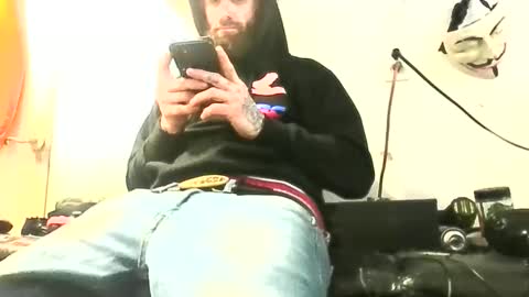 Snapshot of tattoo3333 chatting on 11-30-25, 02:21 tattoo3333 online show from 11-30-25, 02:21