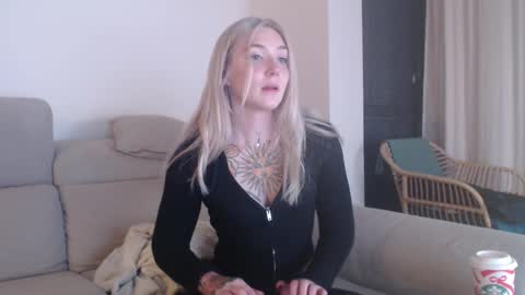 tattoobbgirl online show from 12-04-25, 05:54