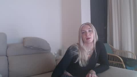 tattoobbgirl online show from 12-05-25, 06:48