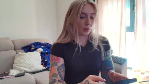 tattoobbgirl online show from 06-05-26, 01:39