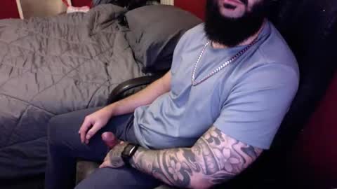 tattooedandbearded22 online show from 10-15-25, 11:38