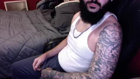 tattooedandbearded22 online show from 10-19-25, 05:41