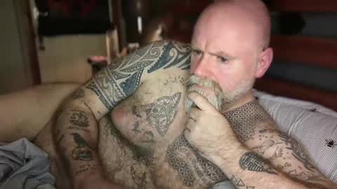 Tattooeddilf 01 online show from 09-19-25, 11:38