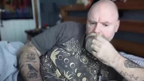 Tattooeddilf 01 online show from 09-29-25, 09:58