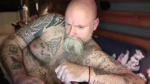 Tattooeddilf 01 online show from 10-13-25, 10:43