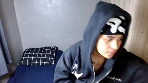 Snapshot of tattooguy1209 chatting on 11-09-25, 03:16 zareen online show from 11-09-25, 03:16