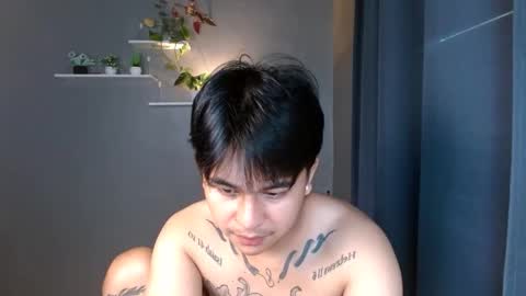 Snapshot of tattooguy1209 chatting on 11-18-25, 02:50 zareen online show from 11-18-25, 02:50