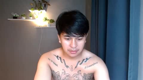 Snapshot of tattooguy1209 chatting on 11-18-25, 02:54 zareen online show from 11-18-25, 02:54