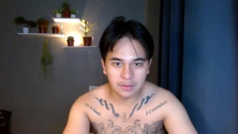 Snapshot of tattooguy1209 chatting on 12-01-25, 10:09 zareen online show from 12-01-25, 10:09