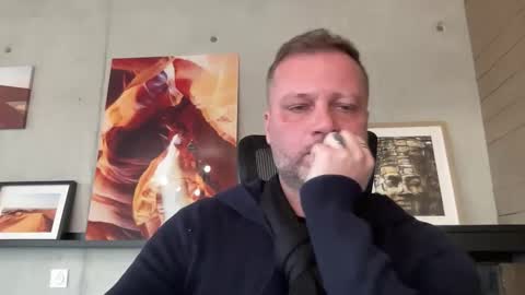 Snapshot of tattoomanforgirls chatting on 12-18-25, 02:12 tattoomanforgirls online show from 12-18-25, 02:12