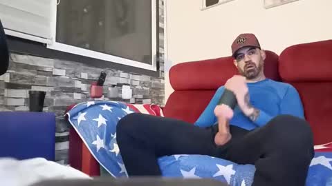 Snapshot of tatuadorhotxxx chatting on 02-15-26, 07:51 Tatuado20cm online show from 02-15-26, 07:51