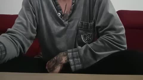 Snapshot of tatuadorhotxxx chatting on 03-04-26, 10:16 Tatuado20cm online show from 03-04-26, 10:16