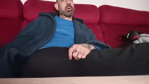 Snapshot of tatuadorhotxxx chatting on 03-26-26, 02:17 Tatuado20cm online show from 03-26-26, 02:17