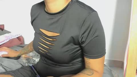 Snapshot of taty_gomez_ chatting on 04-27-26, 04:54 Tatiana Gomez online show from 04-27-26, 04:54