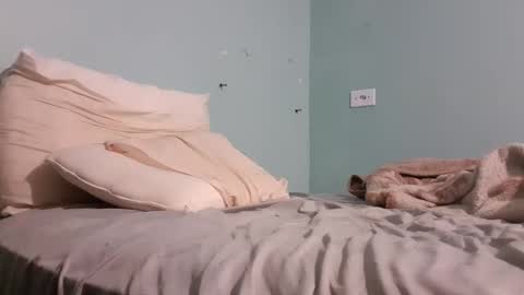 Caito online show from 11-22-25, 05:28