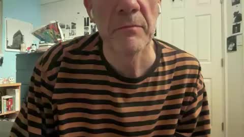 Snapshot of tauromolo chatting on 10-20-25, 07:31 tauromolo online show from 10-20-25, 07:31