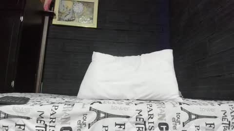Snapshot of taurus_boy1 chatting on 02-01-25, 01:23 T A U R U S online show from 02-01-25, 01:23