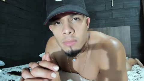 Snapshot of taurus_boy1 chatting on 02-21-25, 05:56 T A U R U S online show from 02-21-25, 05:56